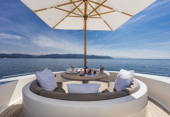secluded seating area on Portuguese deck of motor yacht FERDY 