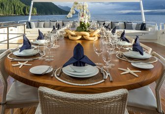 elegant alfresco dining option on board charter yacht Endless Summer