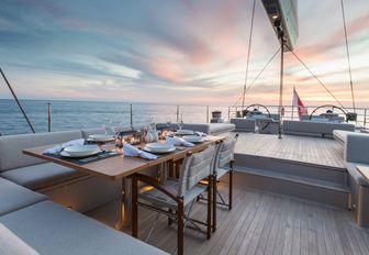 Superyacht G2 alfresco dining set-up on deck