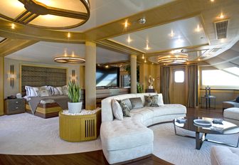 expansive master suite with seating area aboard motor yacht ‘Indian Empress’ 