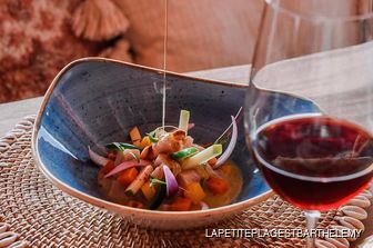 Vegetable dish with poured olive oil