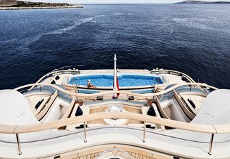 Superyacht HADAR exteriors aft deck overview