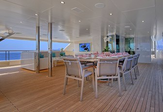 shaded alfresco and seating area on the main deck aft of luxury yacht MEIRA 