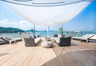 tranquil seating area on the deck of motor yacht SALUZI