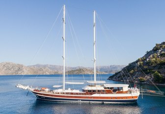 luxury gulet Halcon del Mar anchored on a luxury yacht charter in Turkey