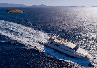 Lazy Days Yacht Charter in Mykonos