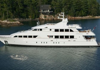 Alta Yacht Charter in USA