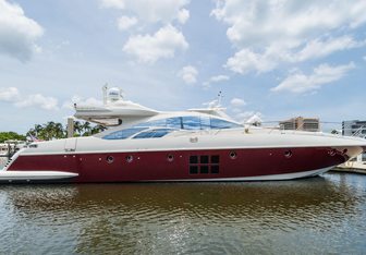 M Yacht Charter in Florida