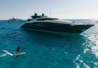 Thunder Yacht Charter in Porto Cervo