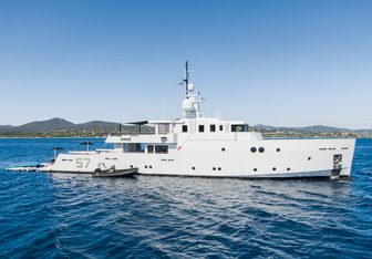 S7 yacht charter Tansu Motor Yacht