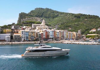 EM3 Yacht Charter in Capri
