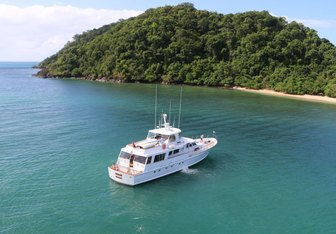 Bahama Yacht Charter in South Pacific