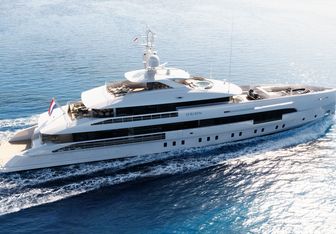 Orion Yacht Charter in Bermuda