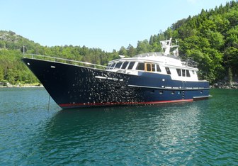 Muckel yacht charter Leeraner Germany Motor Yacht
                                    