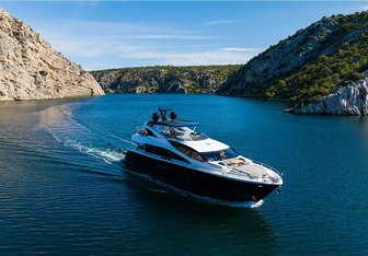 Black Mamba yacht charter Sunseeker Motor Yacht
