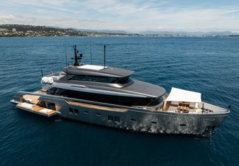 Sensa Yacht Charter in Calvi