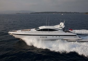 Enzo yacht charter Overmarine Motor Yacht
                                    