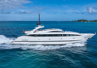 Back 9 And a Half Yacht Charter in Nassau