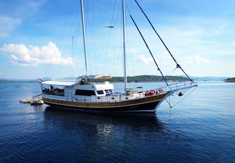 Sirena Yacht Charter in Šolta