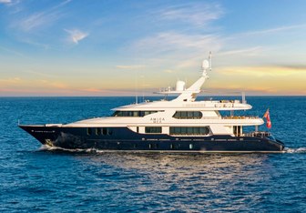 Amica Mea Yacht Charter in Caribbean