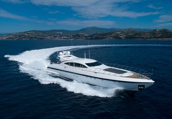 1K Yacht Charter in Calvi
