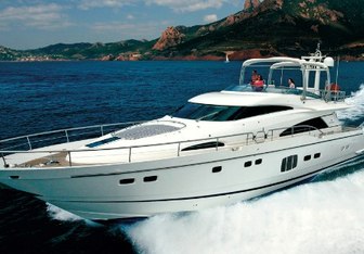 XKE Yacht Charter in Amalfi Coast