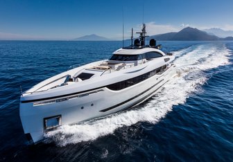 Next Yacht Charter in Corsica