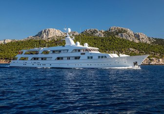 Illusion I Yacht Charter in Mediterranean