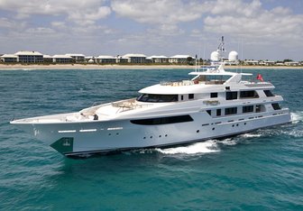 Gigi Yacht Charter in Bahamas