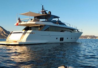 Regine Yacht Charter in French Riviera