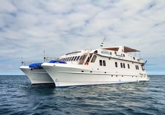 Archipel I Yacht Charter in Galapagos Islands
