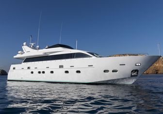 Salina Yacht Charter in East Mediterranean