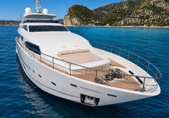 Casta Diva Yacht Charter in St Tropez