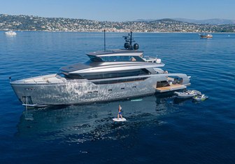 New York Yacht Charter in South of France