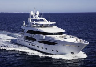 King Baby Yacht Charter in Bahamas