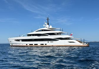 Xwave Yacht Charter in Bimini