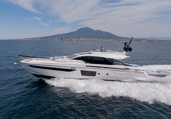 Ale yacht charter Azimut Motor Yacht
                                    