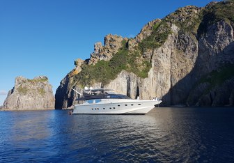 Prime Yacht Charter in Anacapri