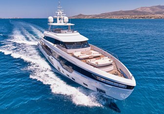 Volo Mare Yacht Charter in East Mediterranean