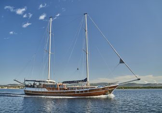 Perla Yacht Charter in Mediterranean