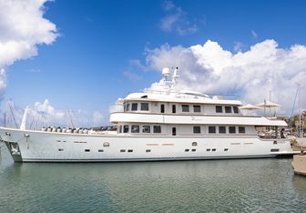 Tananai Yacht Charter in Sicily