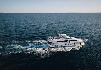 Carino Yacht Charter in Crete