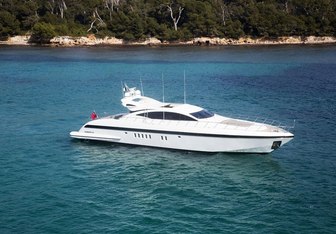 Delhia Yacht Charter in Corsica