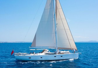 Champagne Hippy Yacht Charter in Antigua