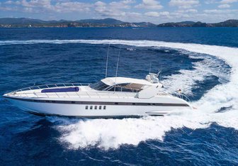 Minu Luisa Yacht Charter in Nice