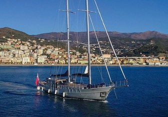 La Mer Yacht Charter in Amalfi Coast