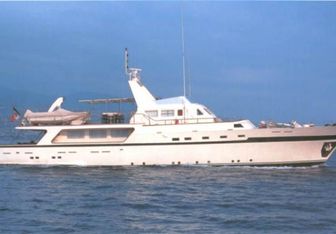 El Bravo yacht charter Cantiere Valdettaro Motor Yacht
                                    