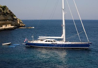 Kawil Yacht Charter in Caribbean