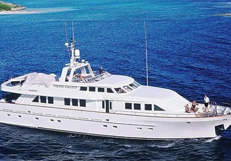 Sea Raes Yacht Charter in Whitsundays