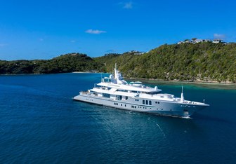 Siren Yacht Charter in St Kitts and Nevis